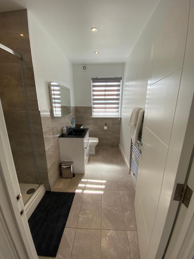Apartment No 8 - Stay In Style In The Heart Of The Cathedral City. Труро Екстериор снимка